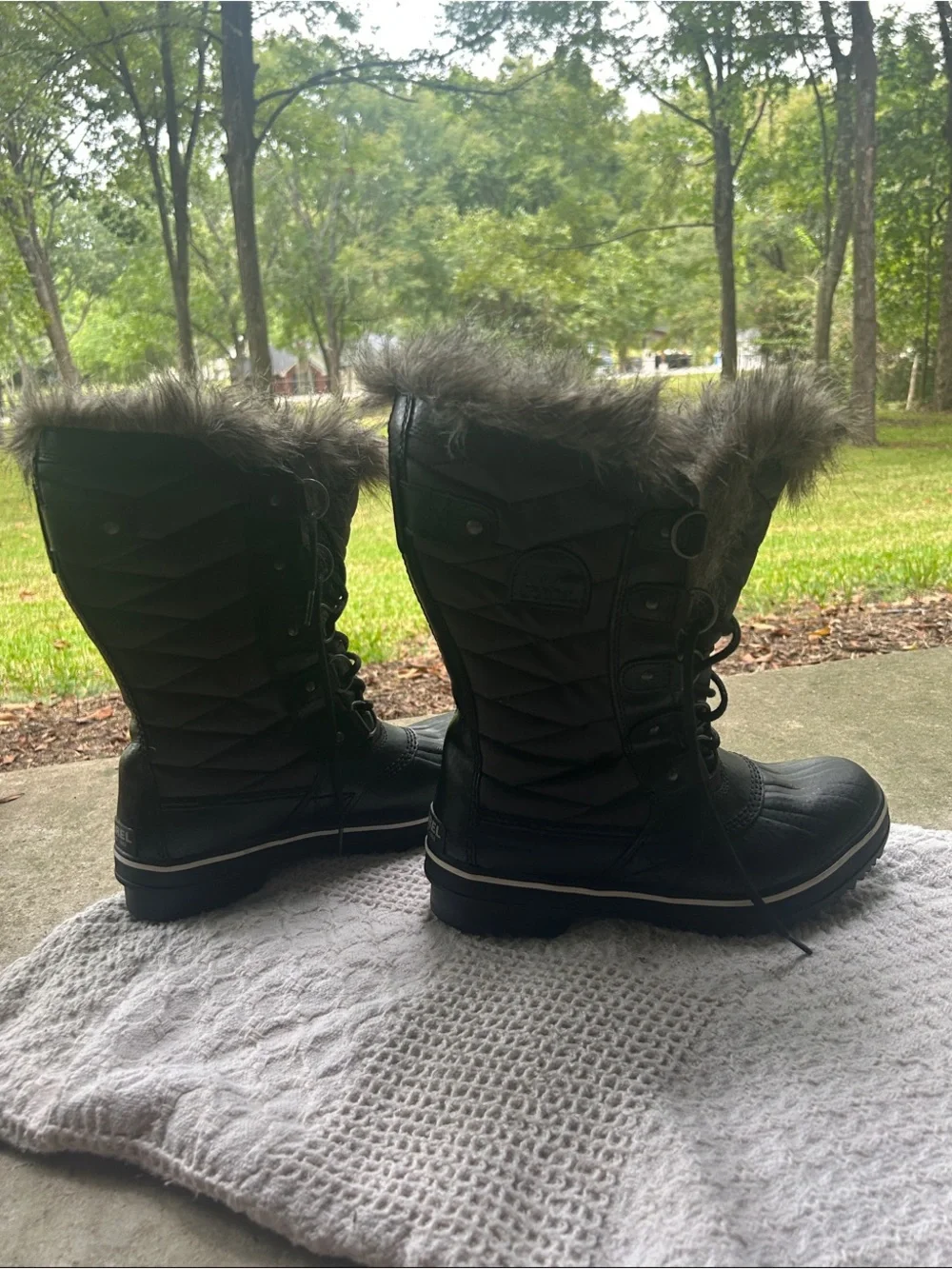 Sorel Black Faux Fur Lace-Up Women's Winter Boots